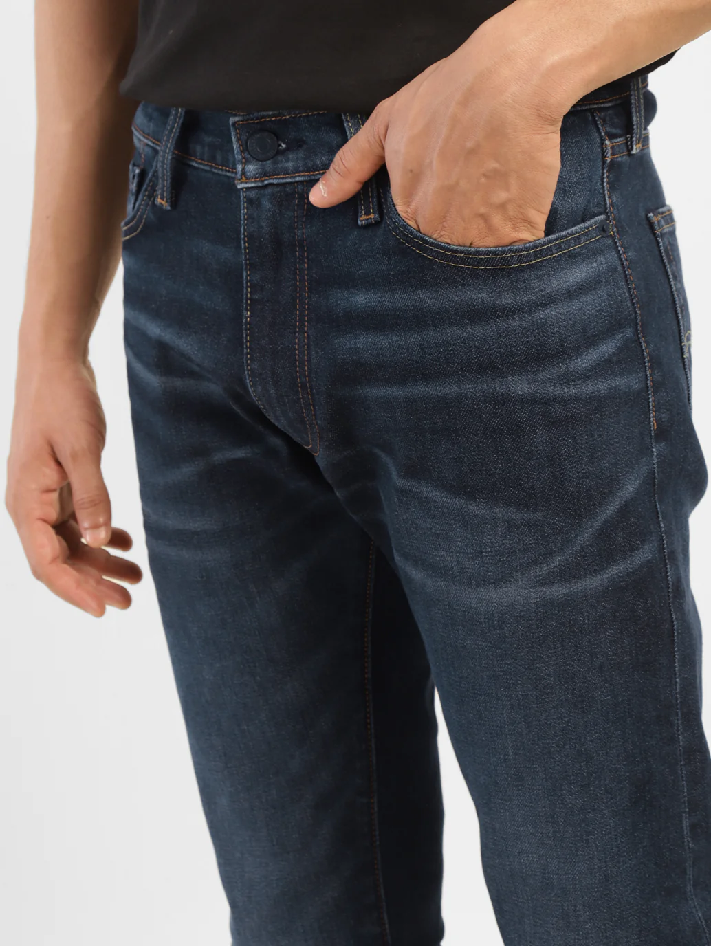 Men's 513 Indigo Slim Straight Fit Mid Rise Jeans - Image 5