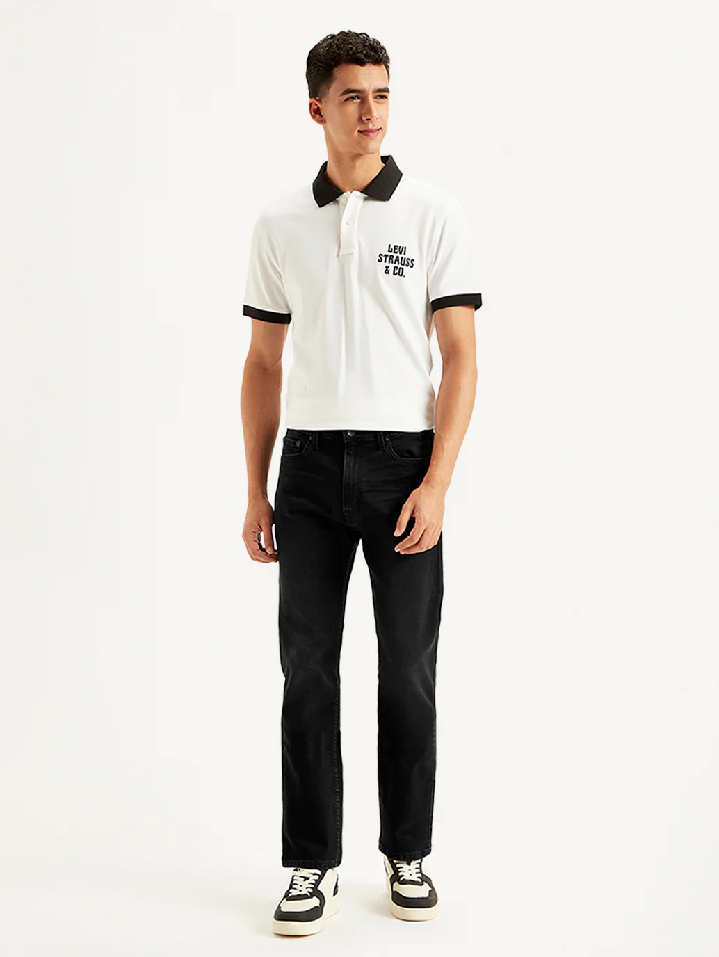 Men's 513 Black Slim Straight Fit Mid Rise Jeans - Image 2