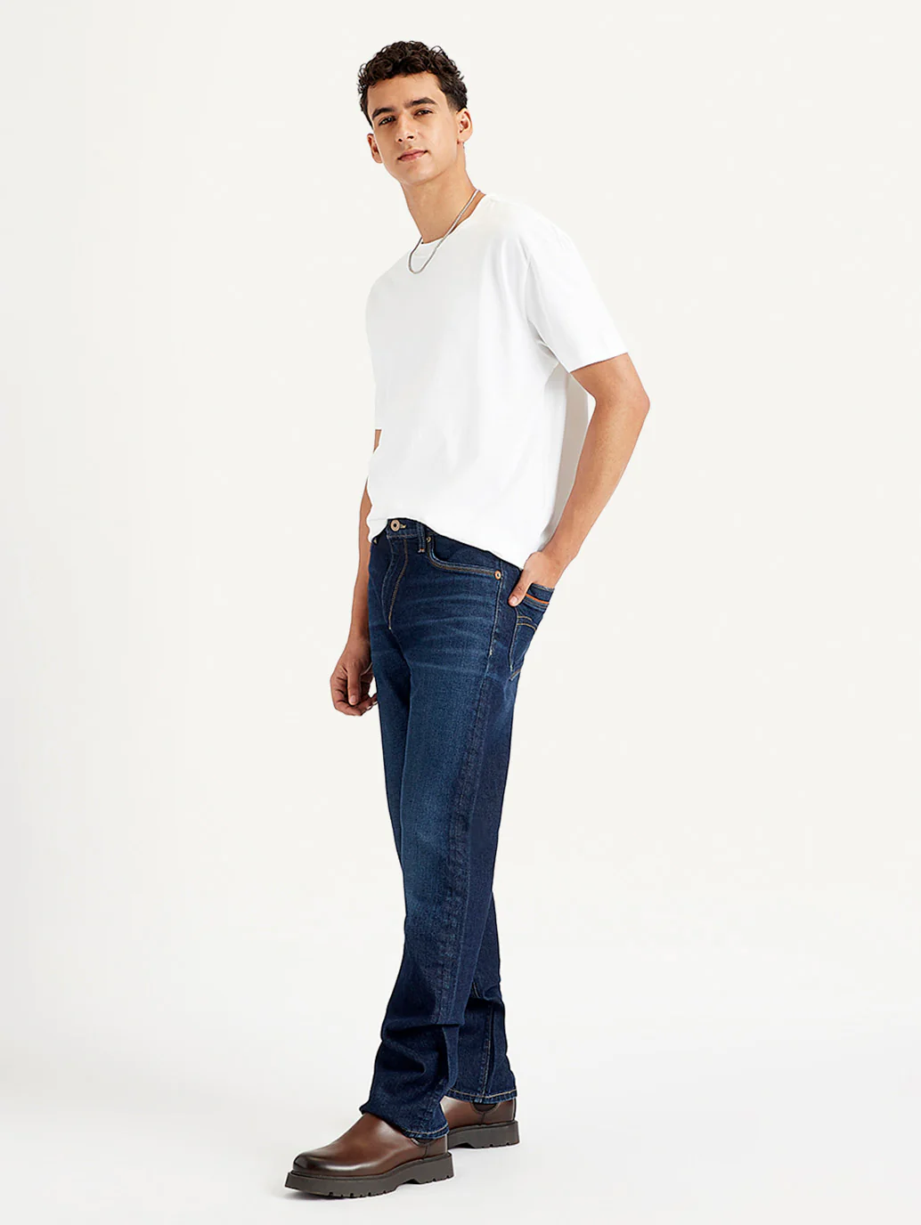 Men's 513 Navy Blue Slim Straight Fit Mid Rise Jeans - Image 5