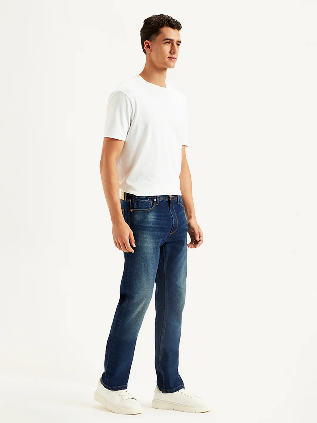 Men's 513 Navy Blue Slim Straight Fit Mid Rise Jeans - Image 2