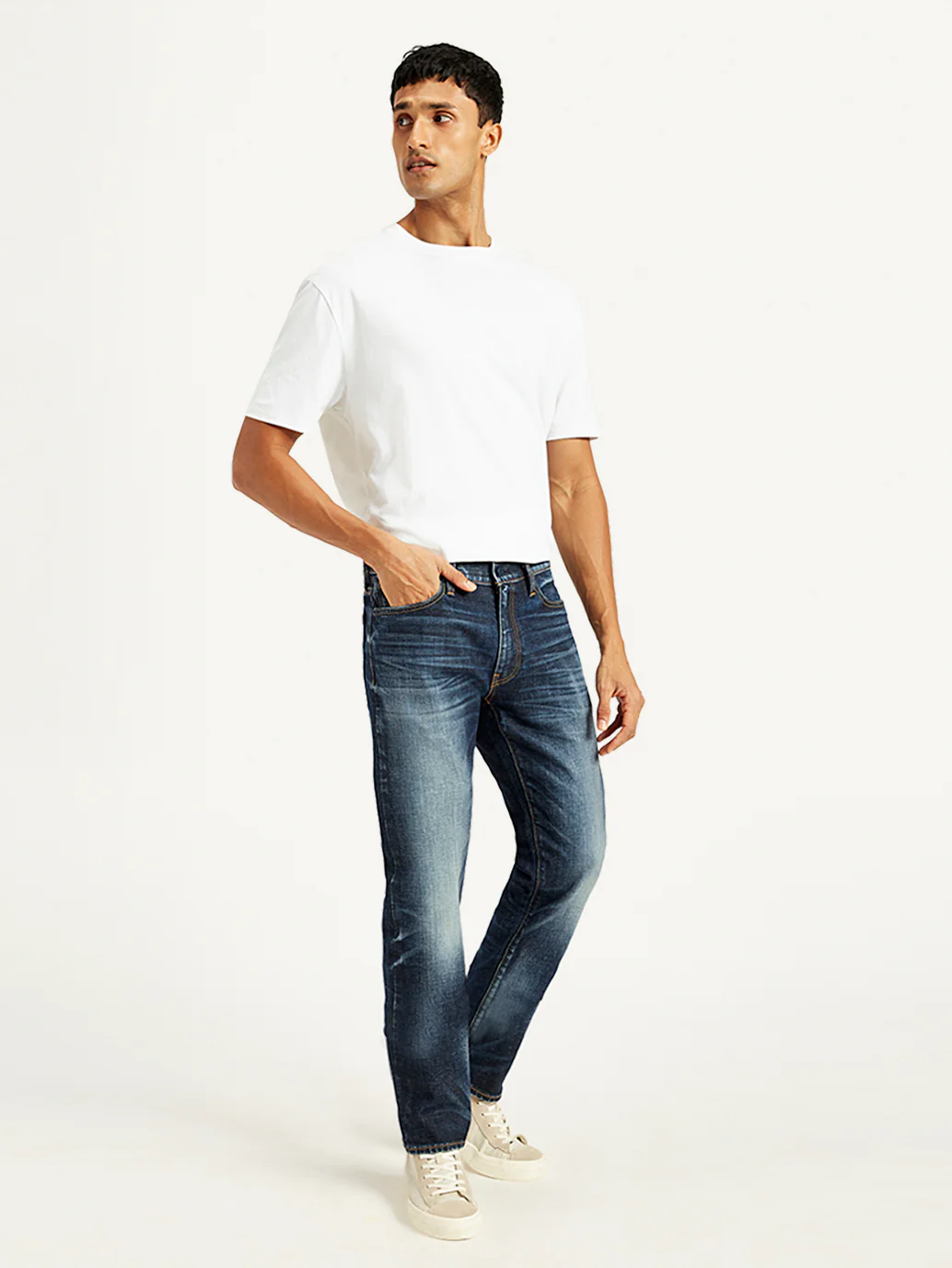 Men's 513 Navy Blue Slim Straight Fit Mid Rise Jeans - Image 6