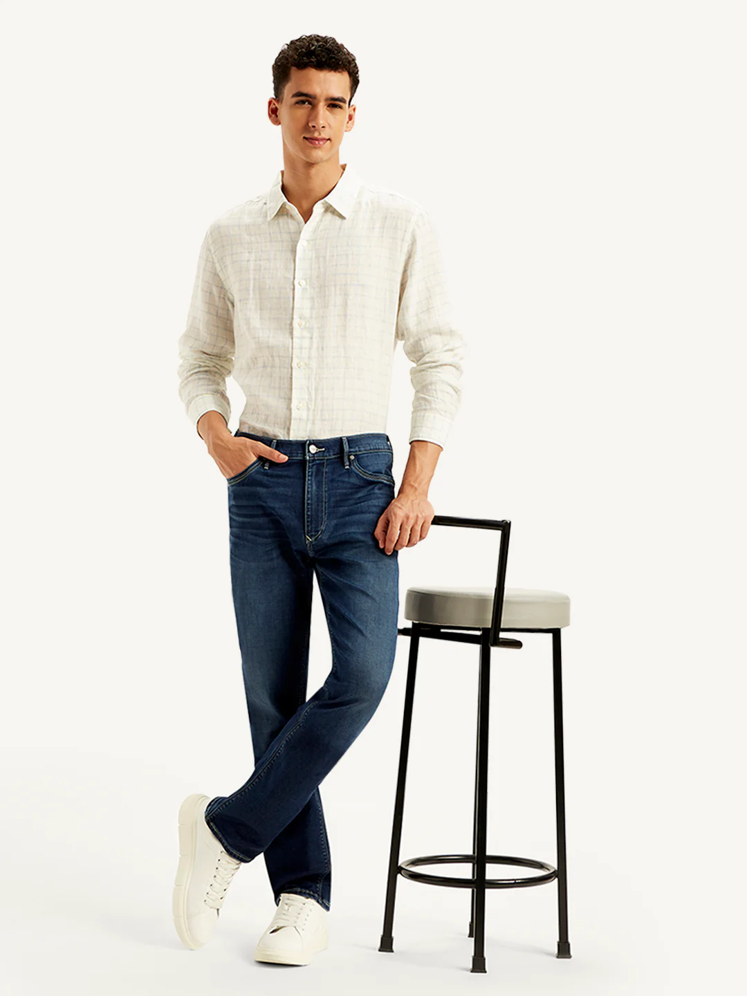 Men's Redloop 512 Navy Blue Slim Tapered Fit Mid Rise Jeans - Image 6