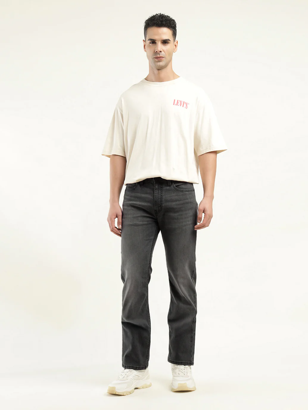 Men's 513 Black Slim Straight Fit Mid Rise Jeans - Image 3
