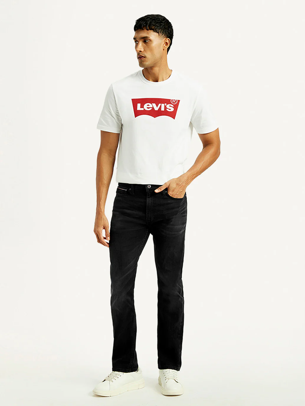 Men's 513 Black Slim Straight Fit Mid Rise Jeans - Image 2