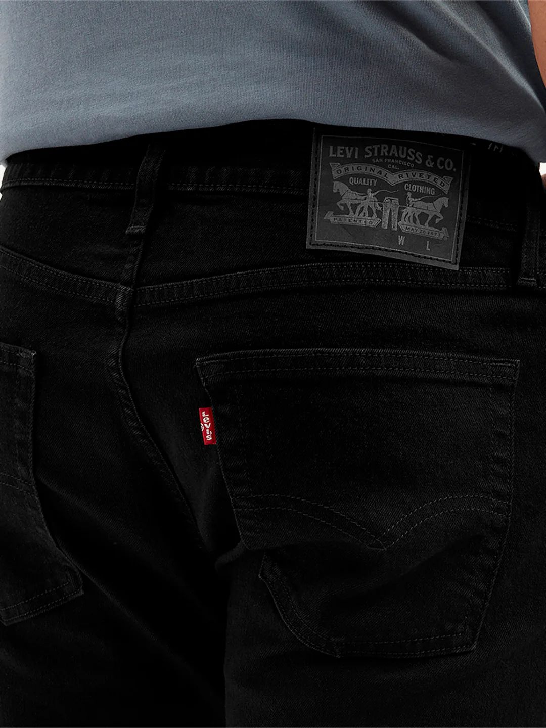 Men's 513 Black Slim Straight Fit Mid Rise Jeans - Image 6