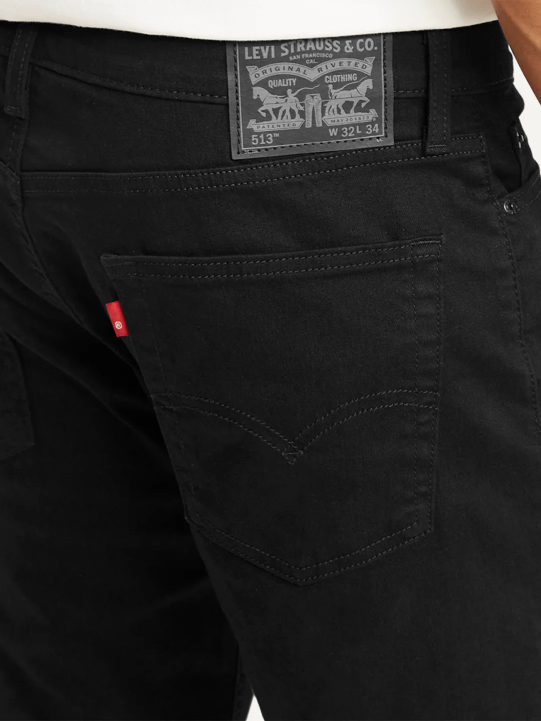 Men's 513 Black Slim Straight Fit Mid Rise Jeans - Image 5