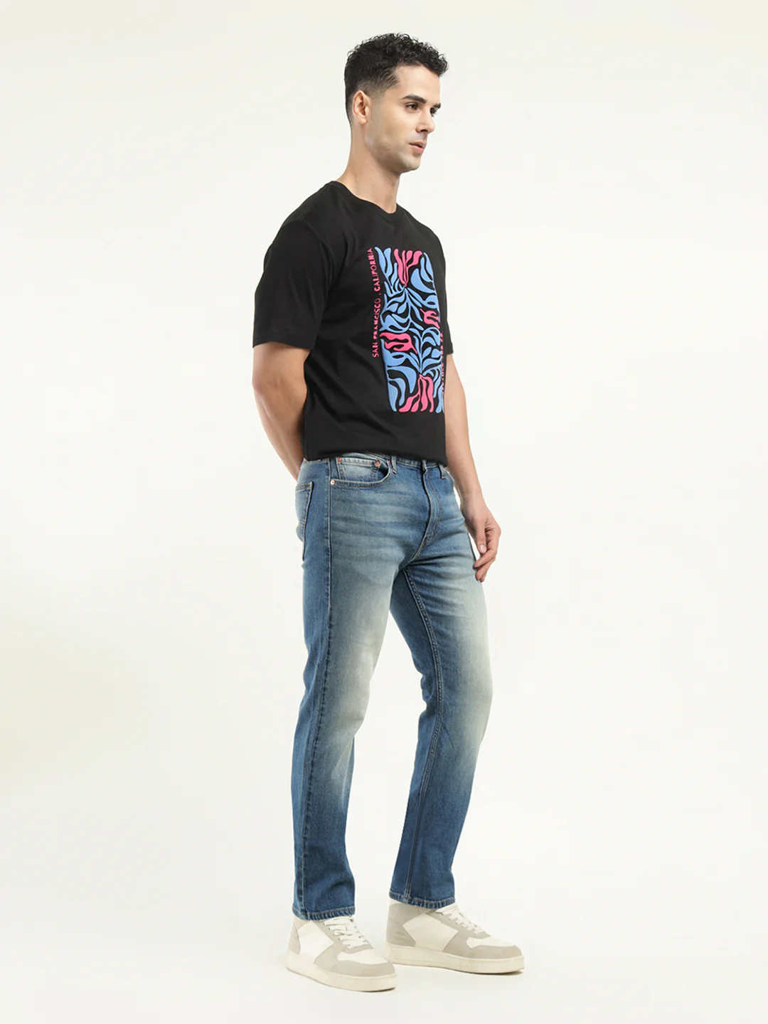 Men's 513 Indigo Slim Straight Fit Mid Rise Jeans - Image 6