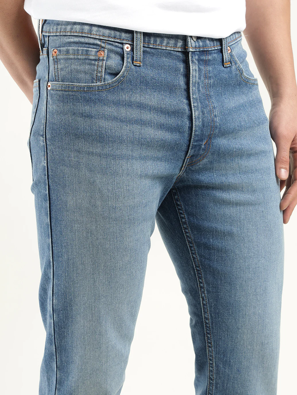 Men's 513 Indigo Slim Straight Fit Mid Rise Jeans - Image 5