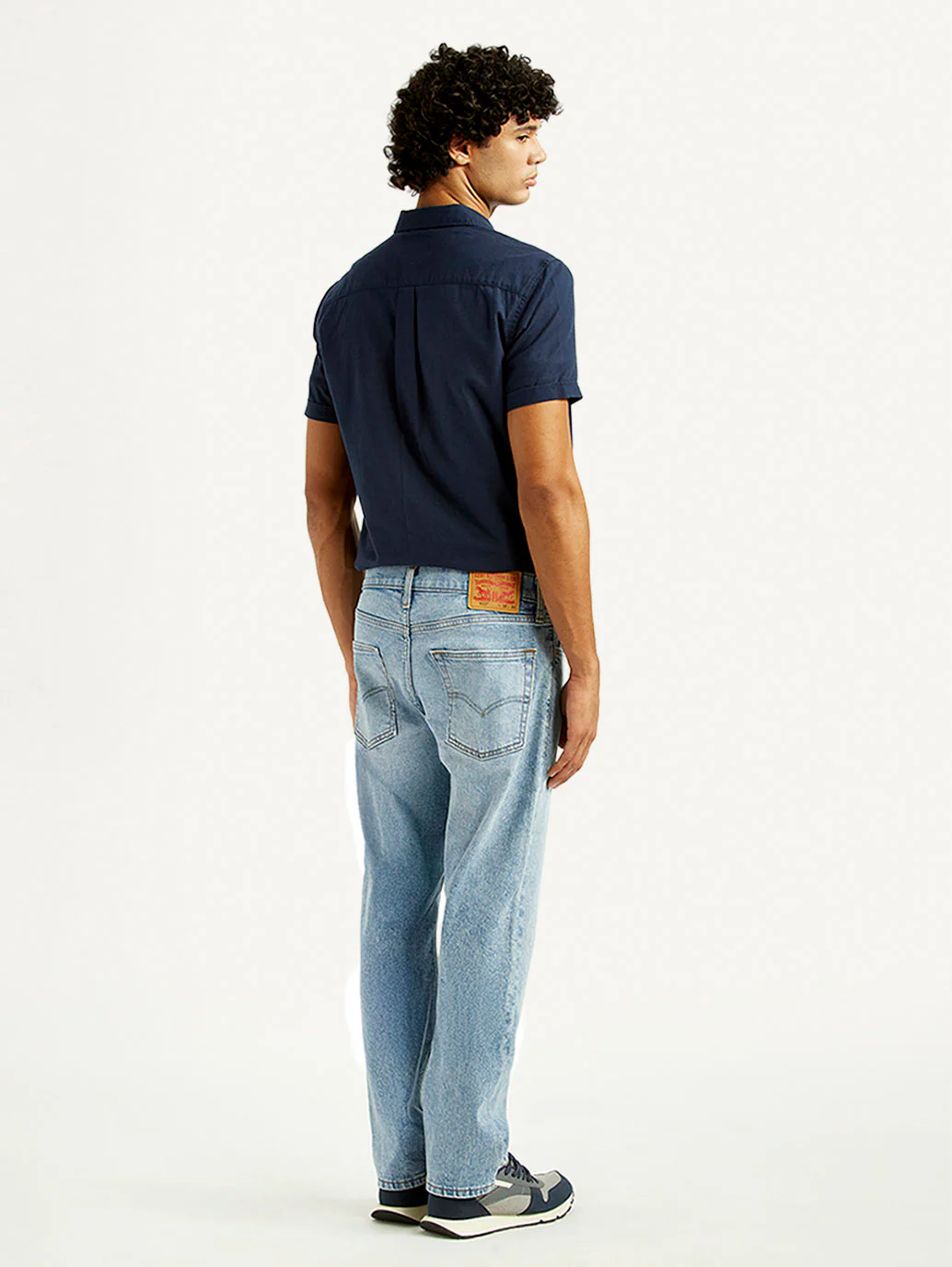 Men's 513 Light Indigo Slim Straight Fit Mid Rise Jeans - Image 5