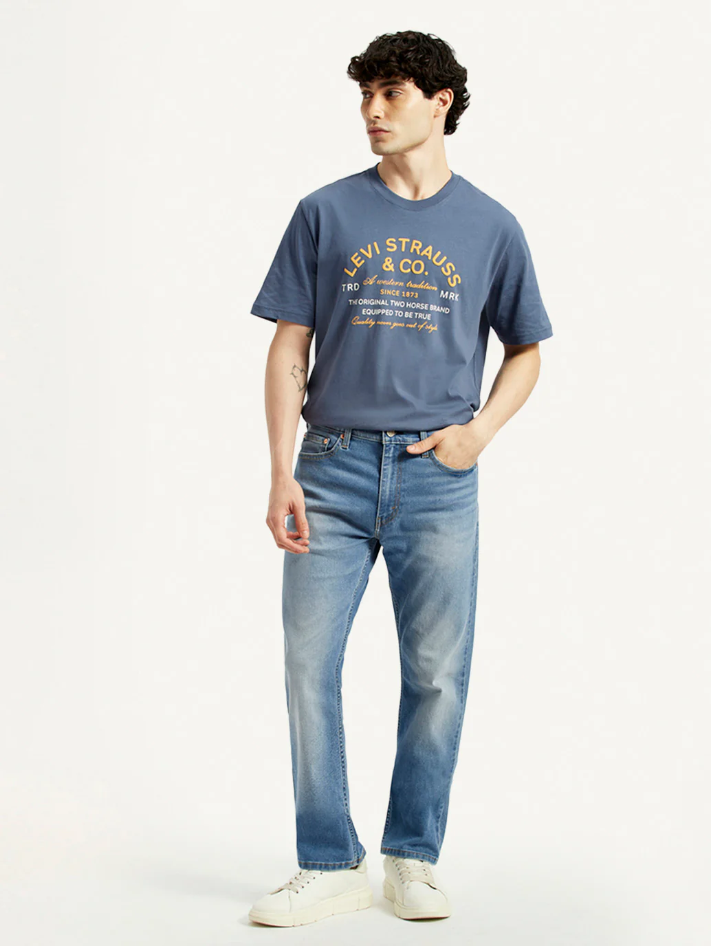 Men's 513 Light Indigo Slim Straight Fit Mid Rise Jeans - Image 2