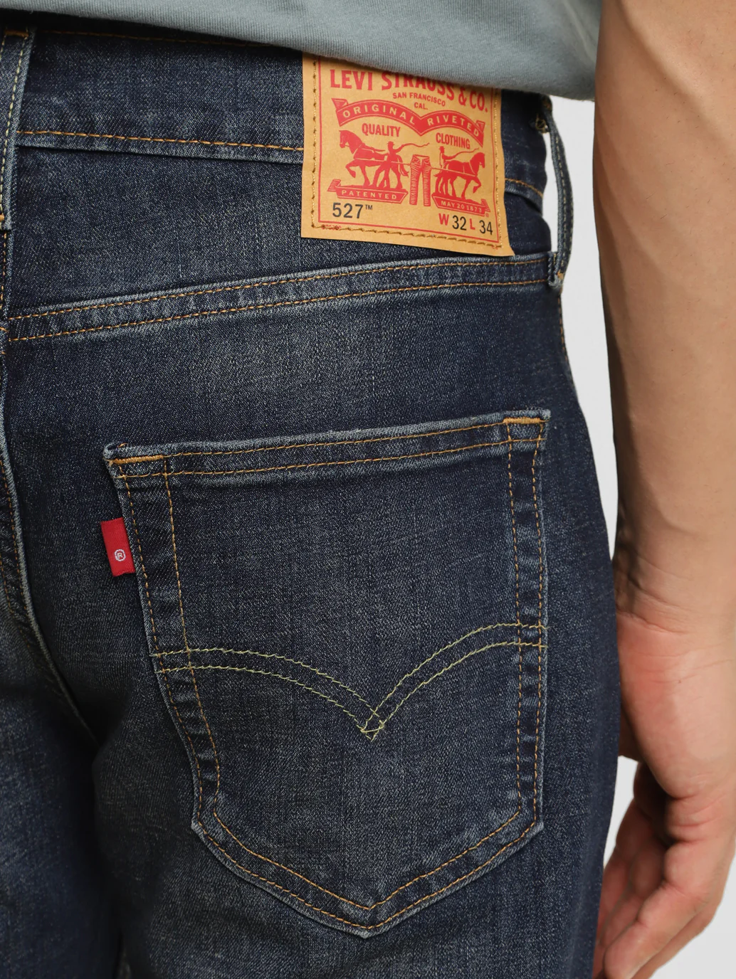 Men's 527 Blue Bootcut Fit Mid Rise Jeans - Image 3