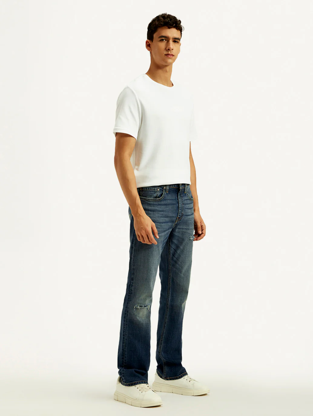 Men's Tinted 527 Dark Indigo Bootcut Fit Mid Rise Jeans - Image 6
