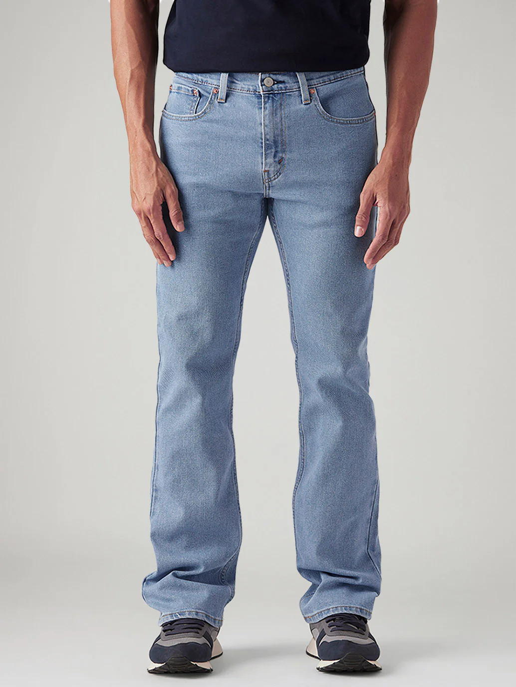 Men's 527 Light Blue Bootcut Fit Mid Rise Jeans - Image 3