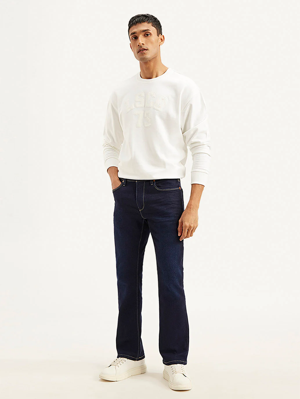 Men's 527 Navy Blue Bootcut Fit Mid Rise Jeans - Image 2