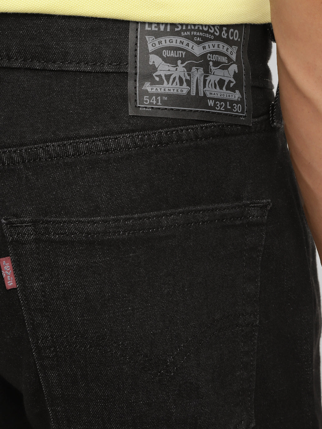 Men's 541 Black Athletic Tapered Fit Mid Rise Jeans - Image 6