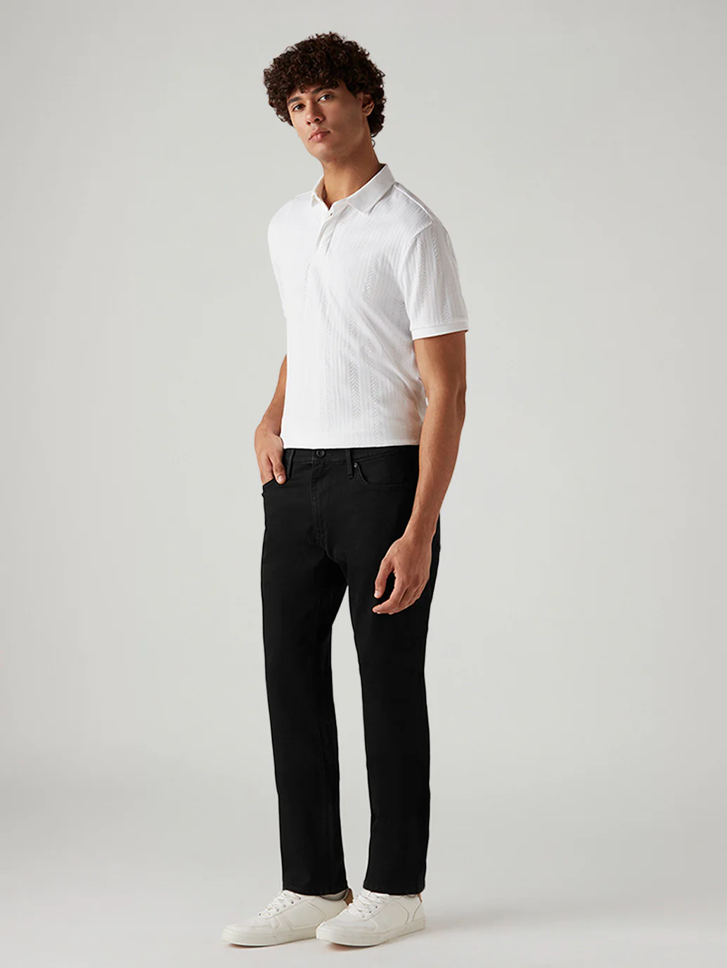 Men's 541 Black Tapered Fit Innovation Stretch Jeans - Image 6