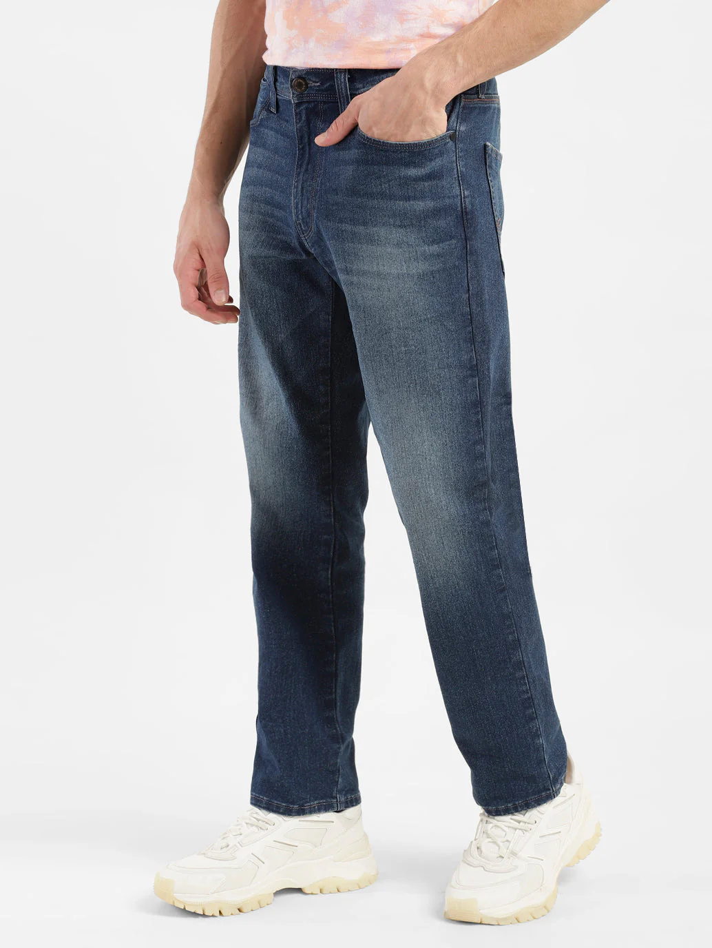 Men's 541 Blue Athletic Tapered Fit Mid Rise Jeans - Image 4