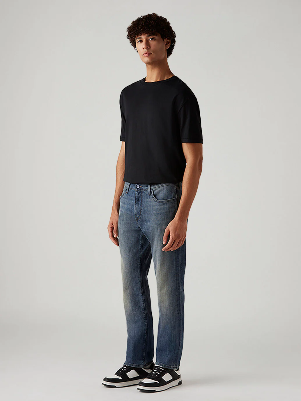 Men's Tinted 541 Blue Tapered Fit Hyper Stretch Jeans - Image 4