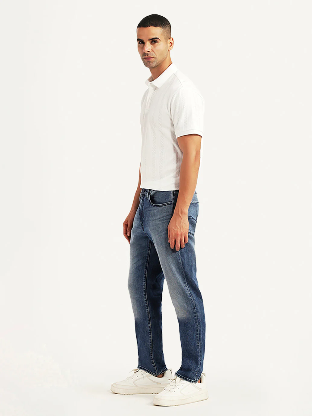 Men's Redloop 541 Blue Tapered Fit Mid Rise Jeans - Image 6