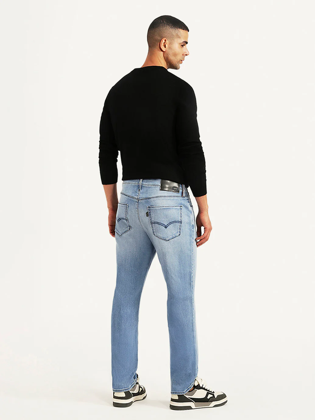 Men's Redloop 541 Light Blue Tapered Fit Mid Rise Jeans - Image 4
