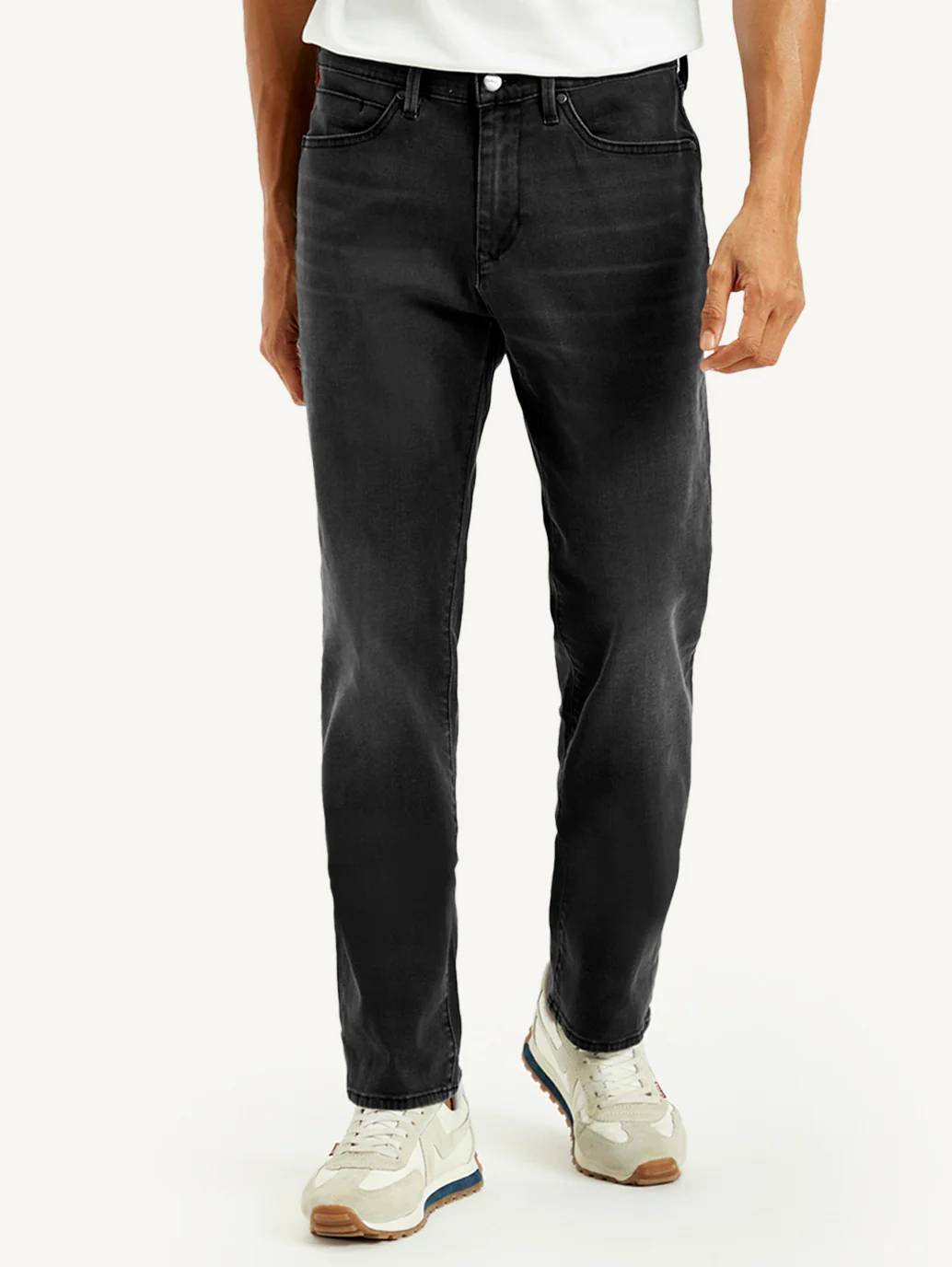 Men's Redloop 541 Black Athletic Tapered Fit Mid Rise Jeans - Image 3