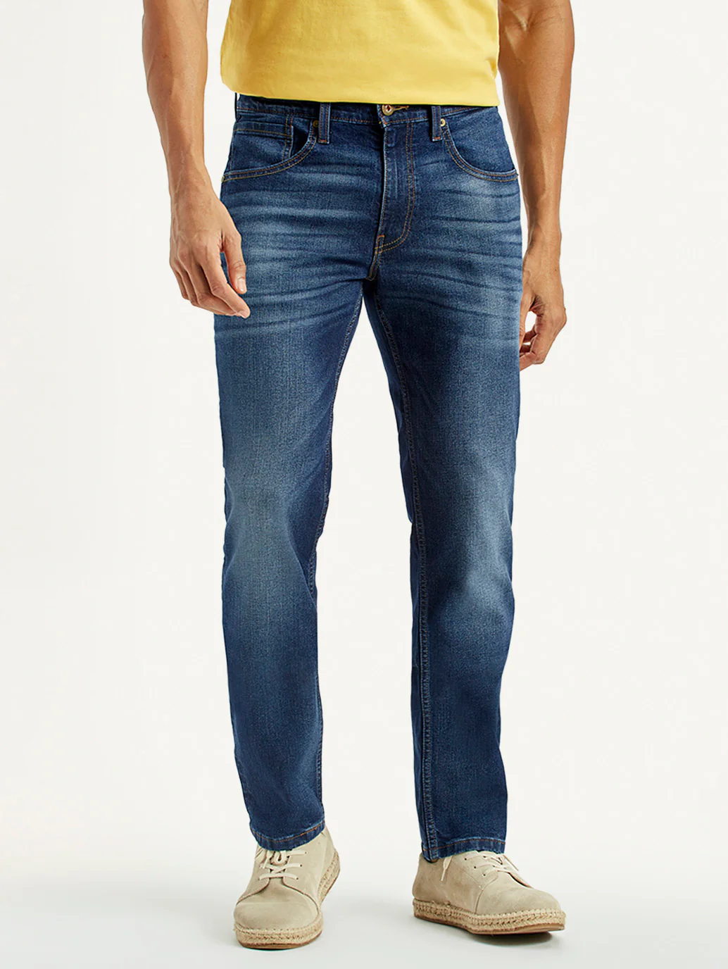 Men's 541 Med Indigo Athletic Tapered Fit Mid Rise Jeans - Image 2