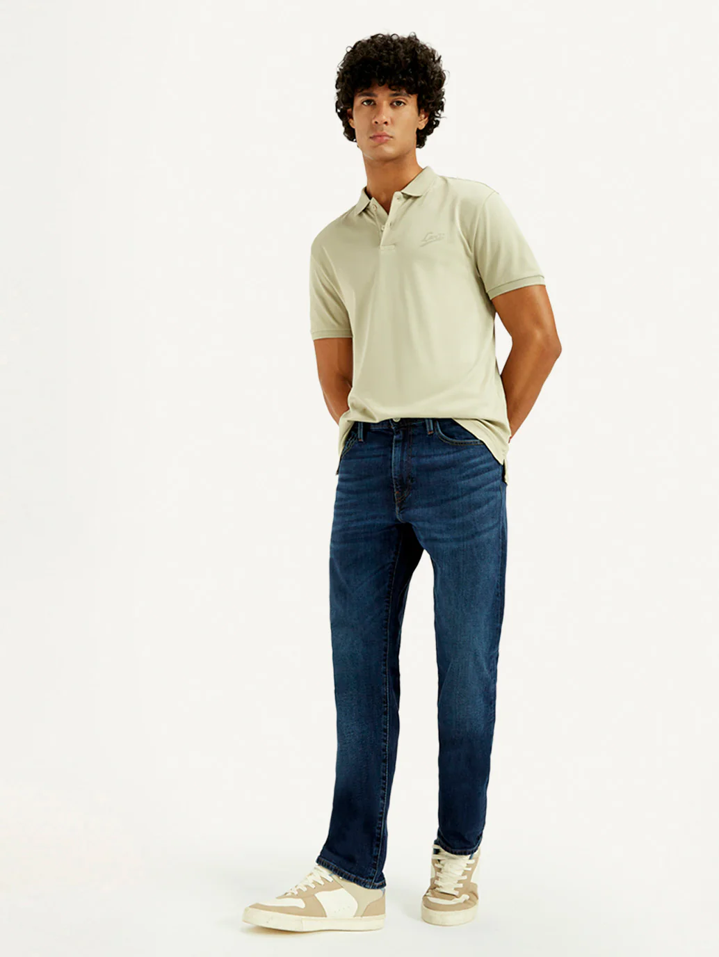 Men's 541 Med Indigo Athletic Tapered Fit Mid Rise Selvedge Jeans - Image 5