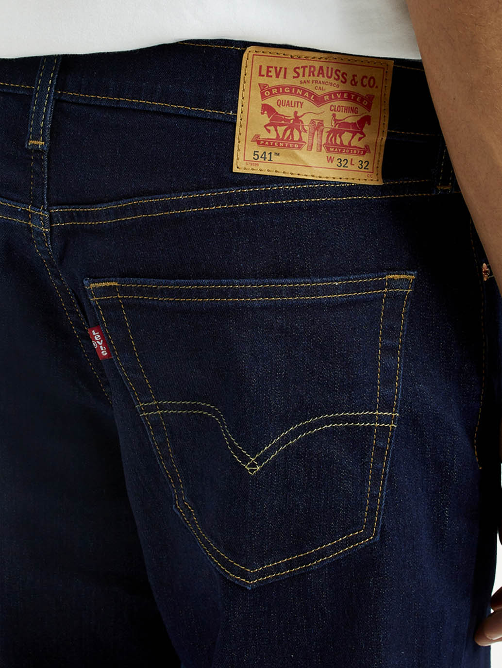 Men's 541 Navy Blue Athletic Tapered Fit Mid Rise Jeans - Image 4