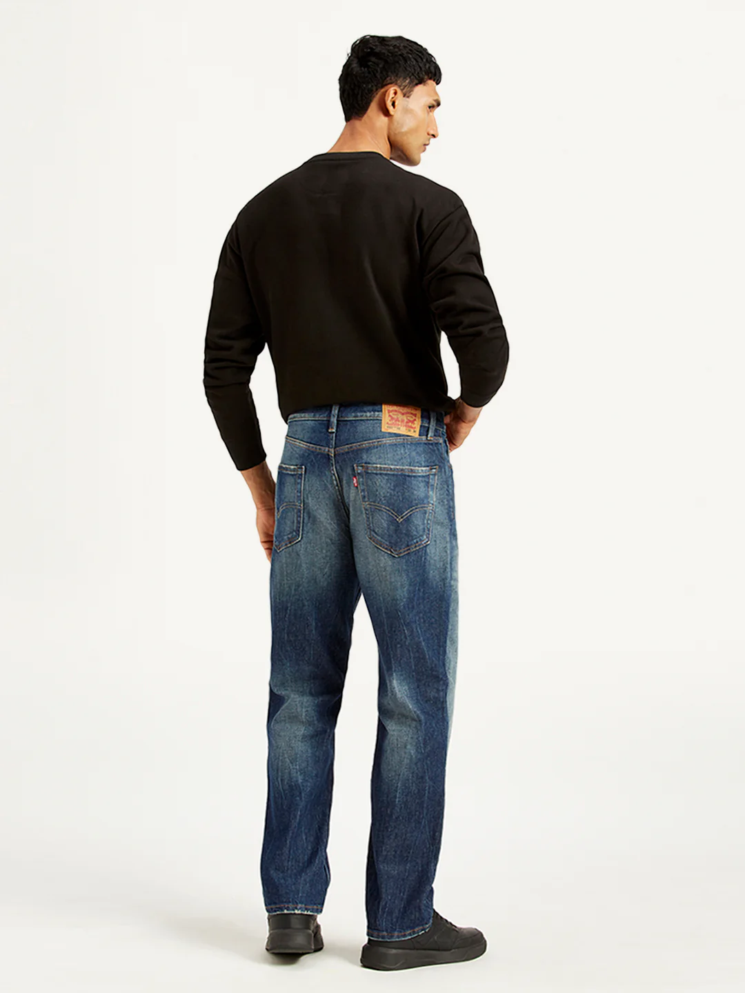 Men's 550'92 Dark Blue Loose Fit Mid Rise Jeans - Image 2