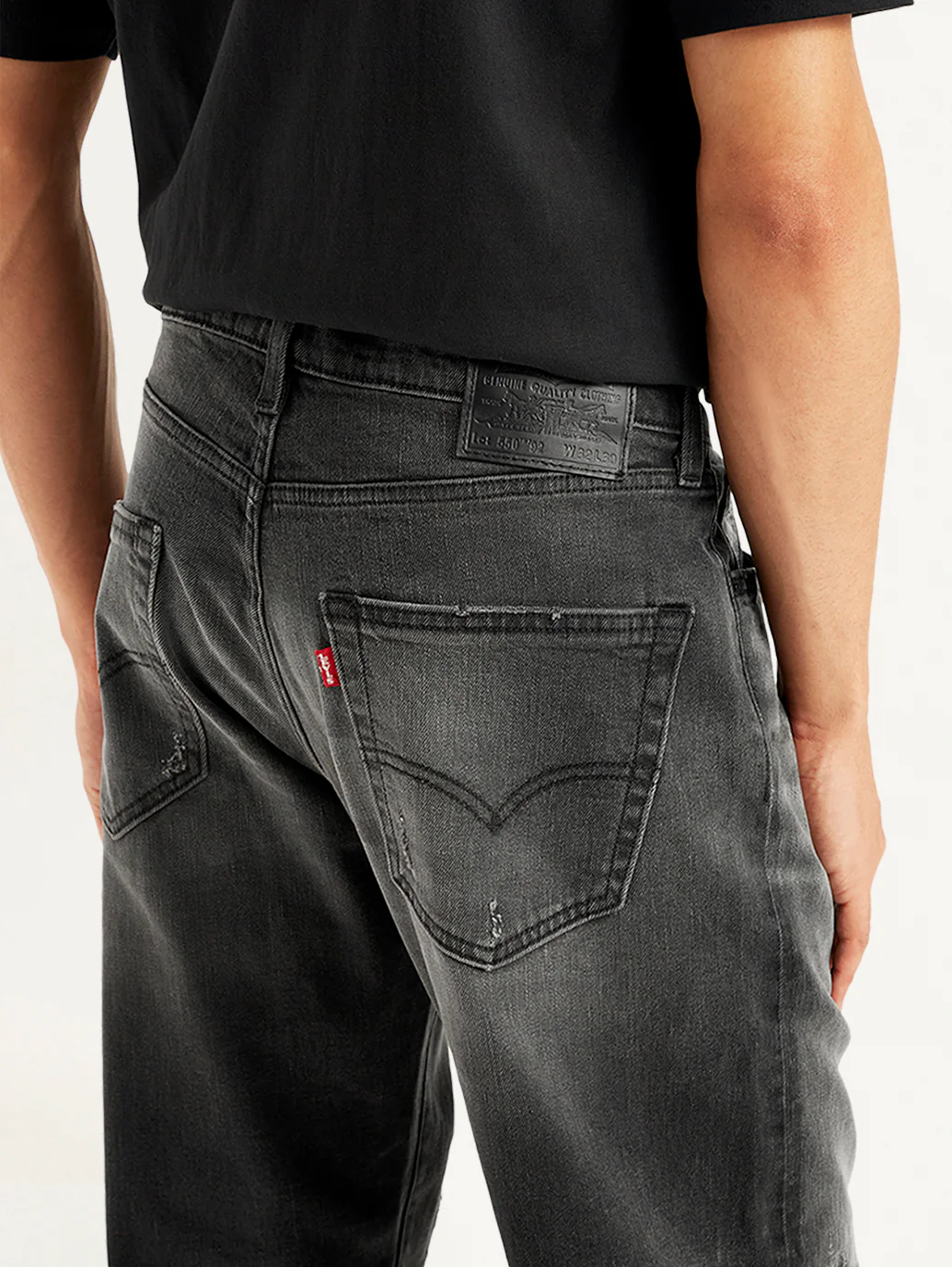 Men's 550'92 Black Loose Fit Mid Rise Jeans - Image 5