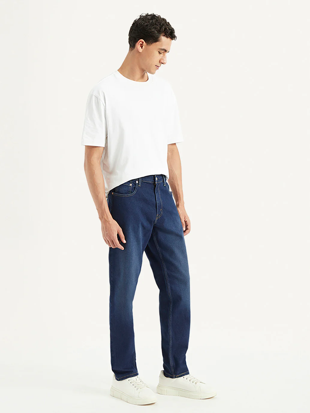 Men's 550'92 Dark Blue Loose Fit Mid Rise Jeans - Image 3
