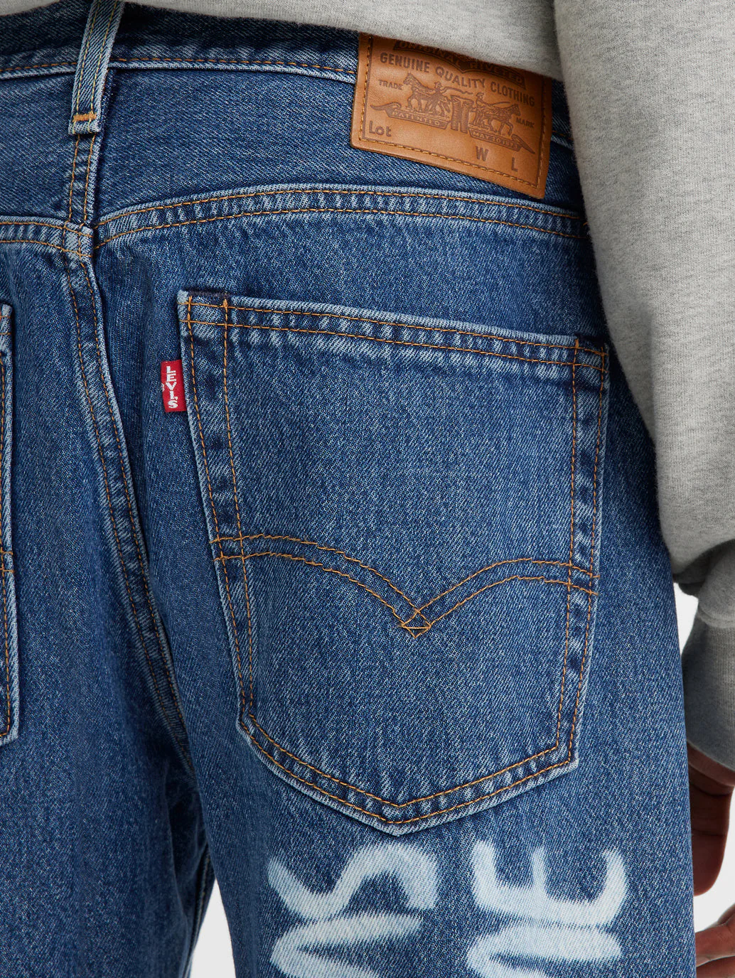 Men's 551 Blue Loose Fit Mid Rise Jeans - Image 6