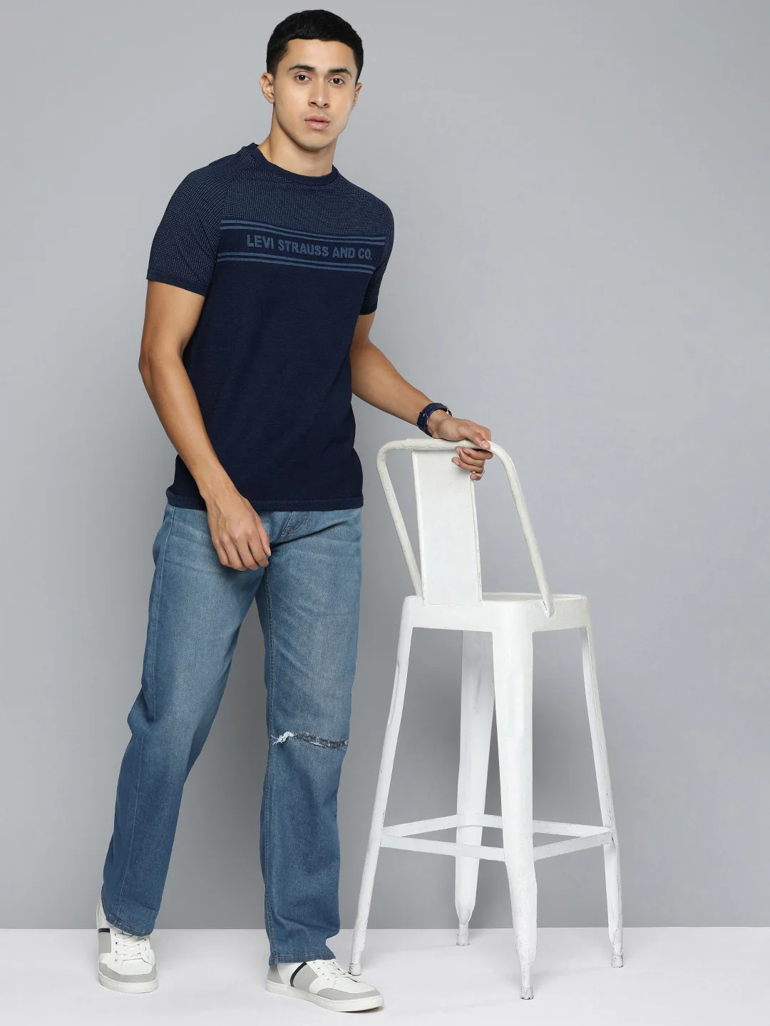 Men's 551 Blue Loose Fit Mid Rise Jeans - Image 3