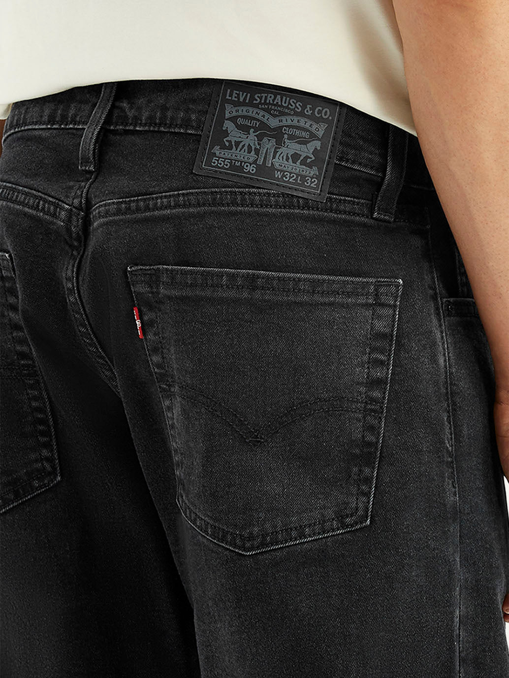 Men's 555 Black Relaxed Straight Fit Mid Rise Jeans - Image 3