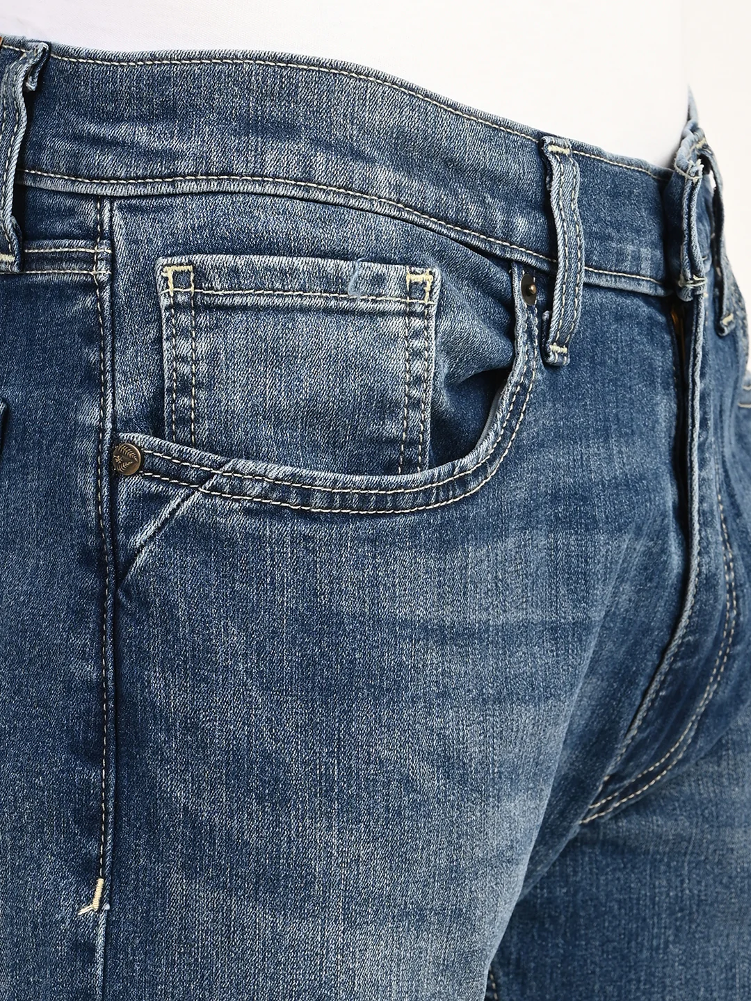 Men's 555 Blue Relaxed Straight Fit Mid Rise Jeans - Image 5