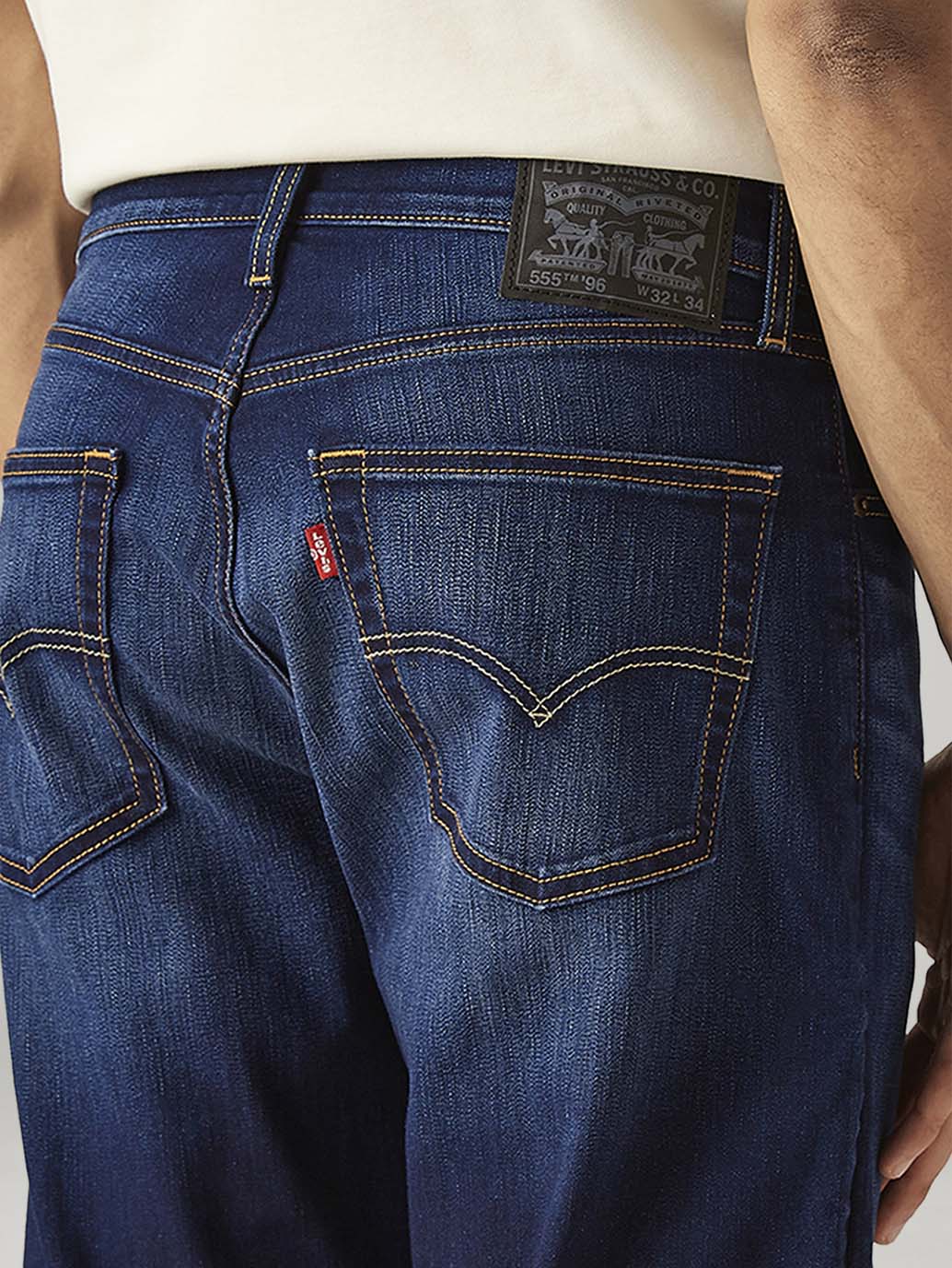 Men's 555 Blue Relaxed Straight Fit Mid Rise Jeans - Image 5