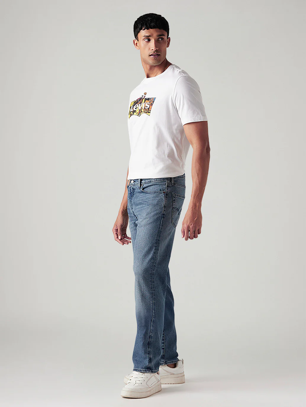 Men's 555 Blue Relaxed Straight Fit Mid Rise Commuter Jeans - Image 7