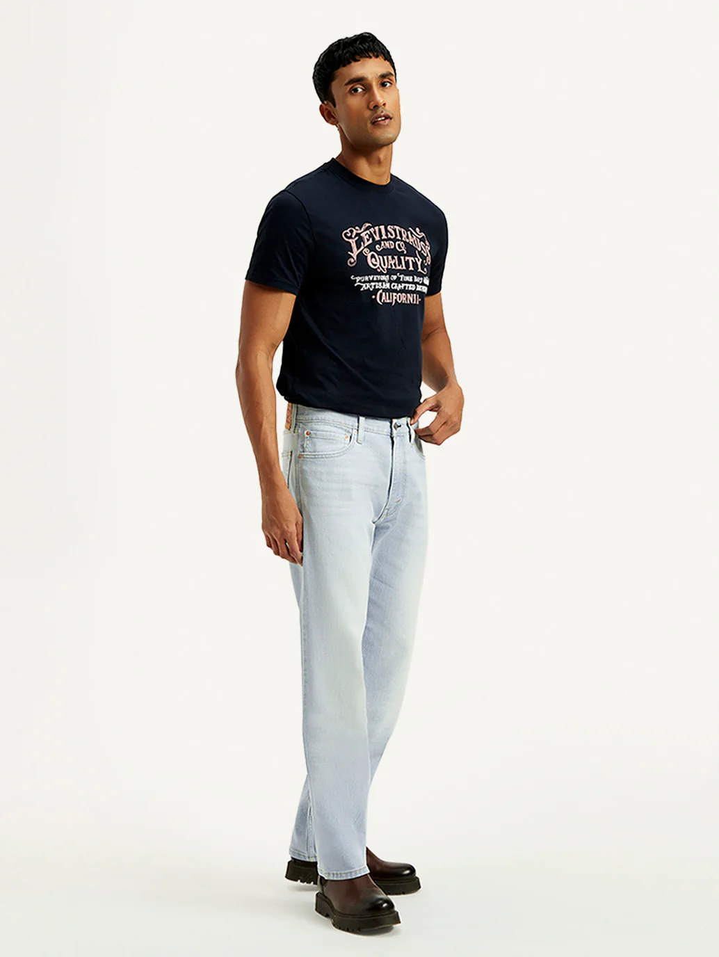 Men's 555 Light Blue Relaxed Straight Fit Mid Rise Jeans - Image 3