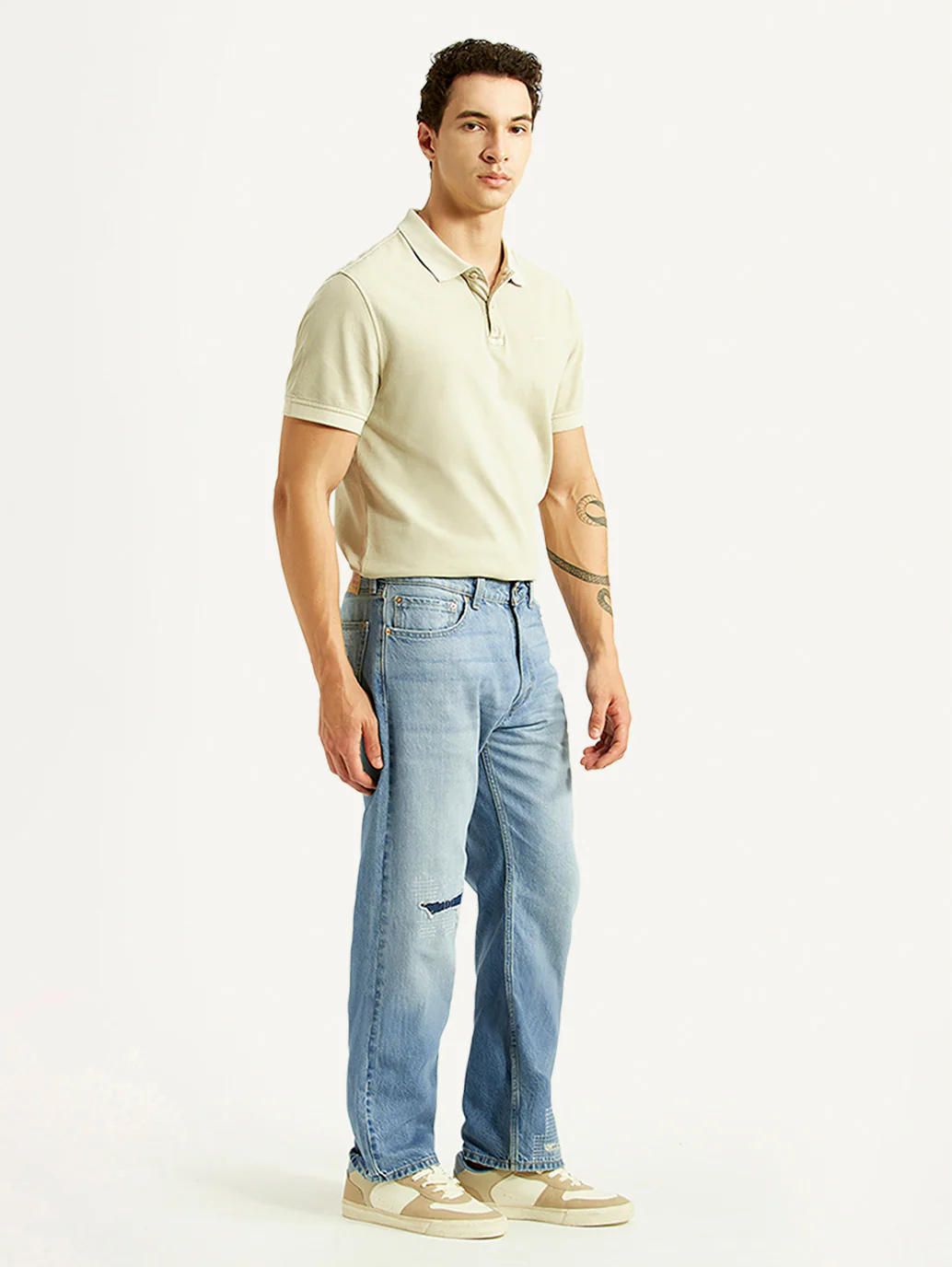 Men's 555 Light Blue Relaxed Straight Fit Mid Rise Jeans - Image 6