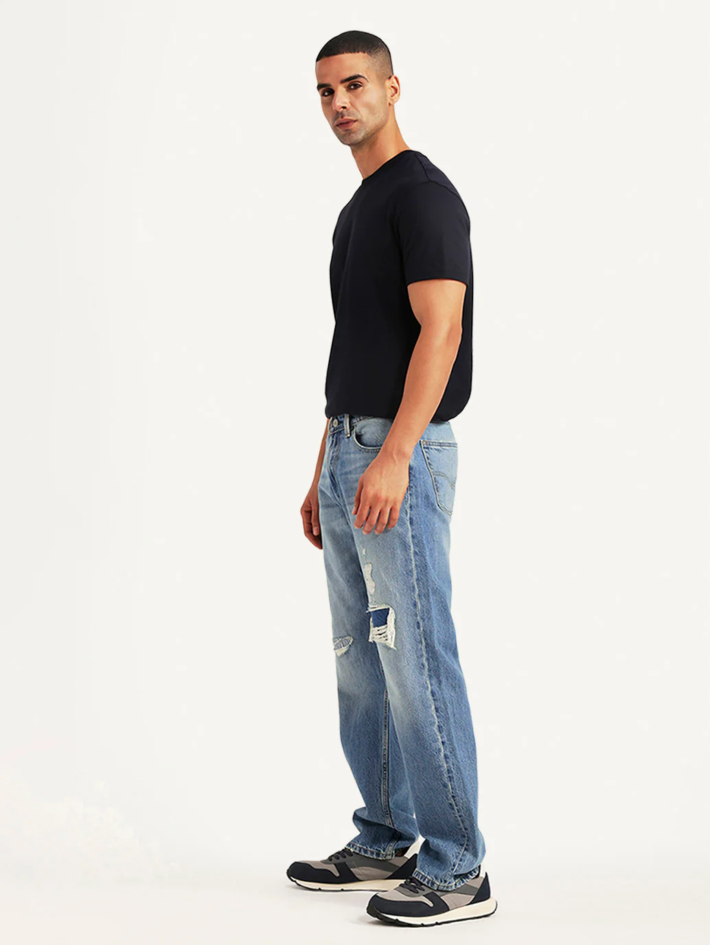 Men's 555 Light Blue Relaxed Straight Fit Mid Rise Jeans - Image 7