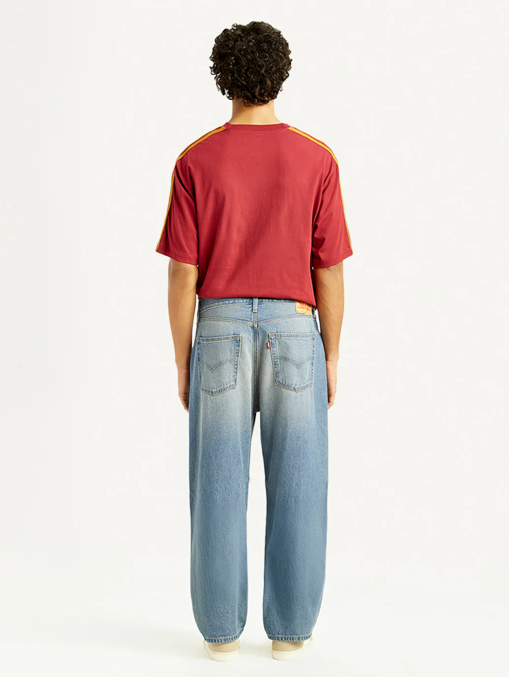 Men's 565 Light Blue Loose Fit Mid Rise Jeans - Image 3