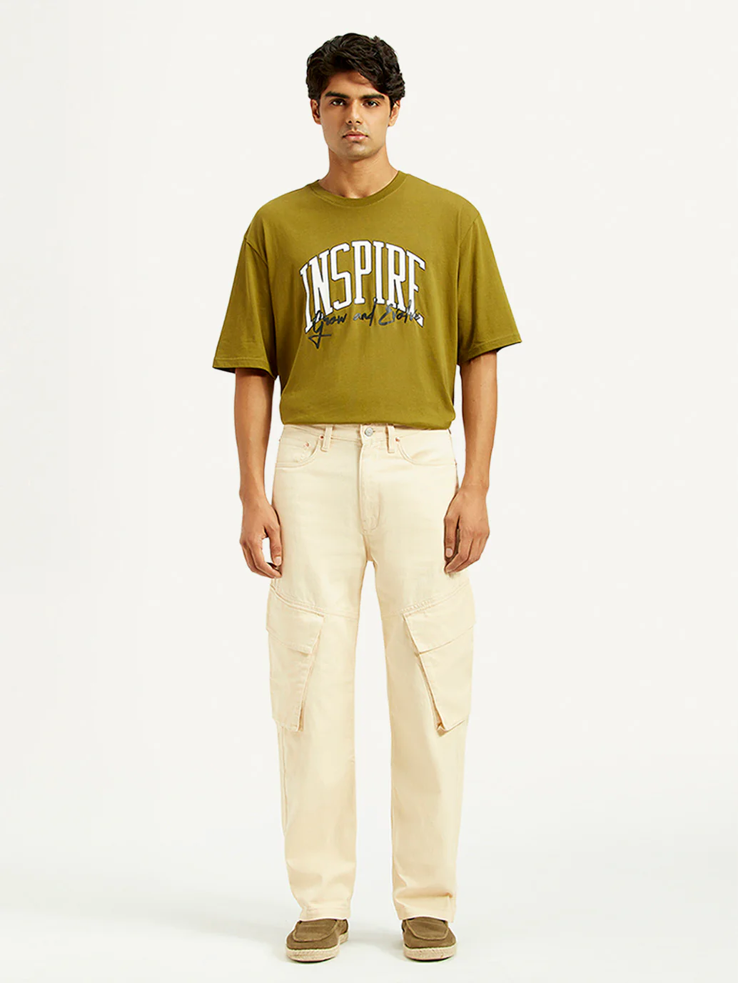 Men's 565'97 Loose Fit Mid Rise Chino Cargos - Image 2