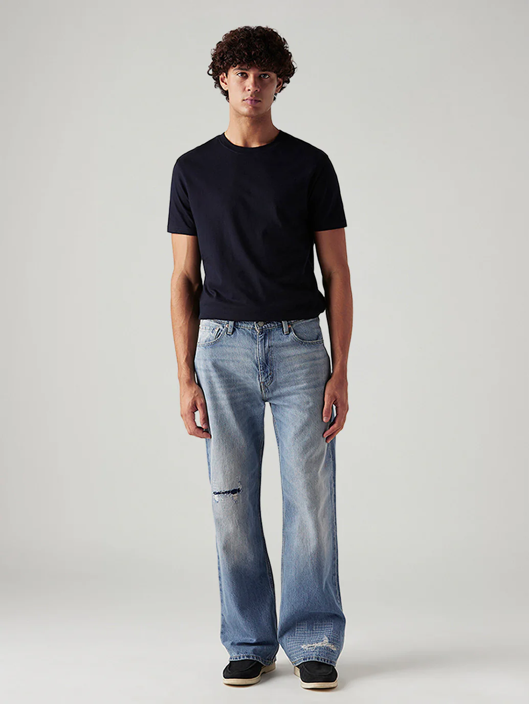 Men's 567 Light Blue Bootcut Mid Rise Jeans - Image 6