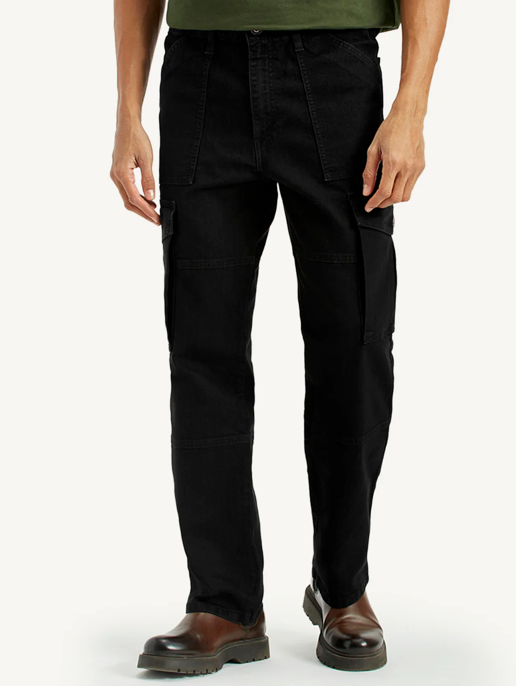 Men's 568 Black Loose Fit Mid Rise Cargo Jeans - Image 2