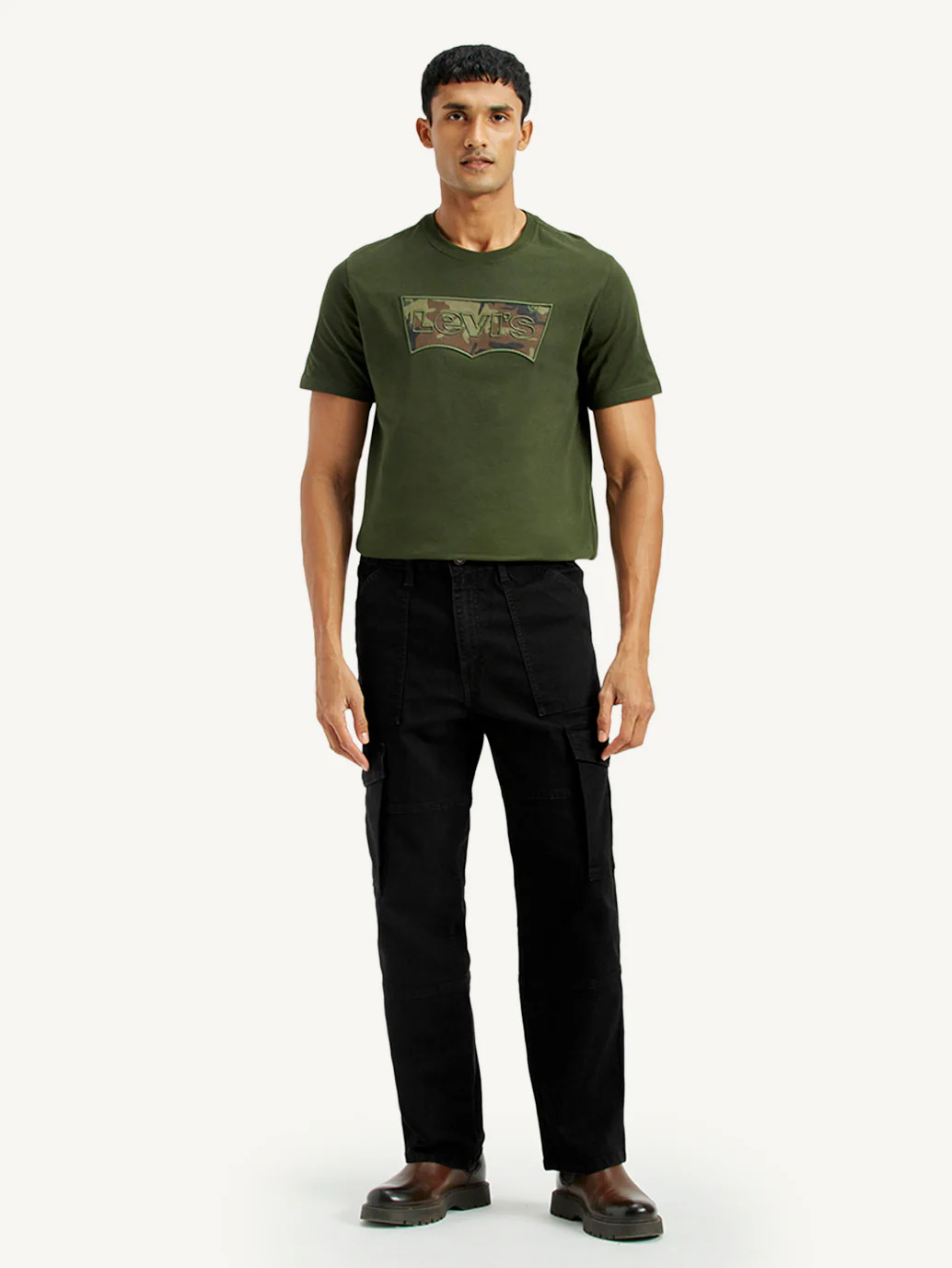Men's 568 Black Loose Fit Mid Rise Cargo Jeans - Image 6