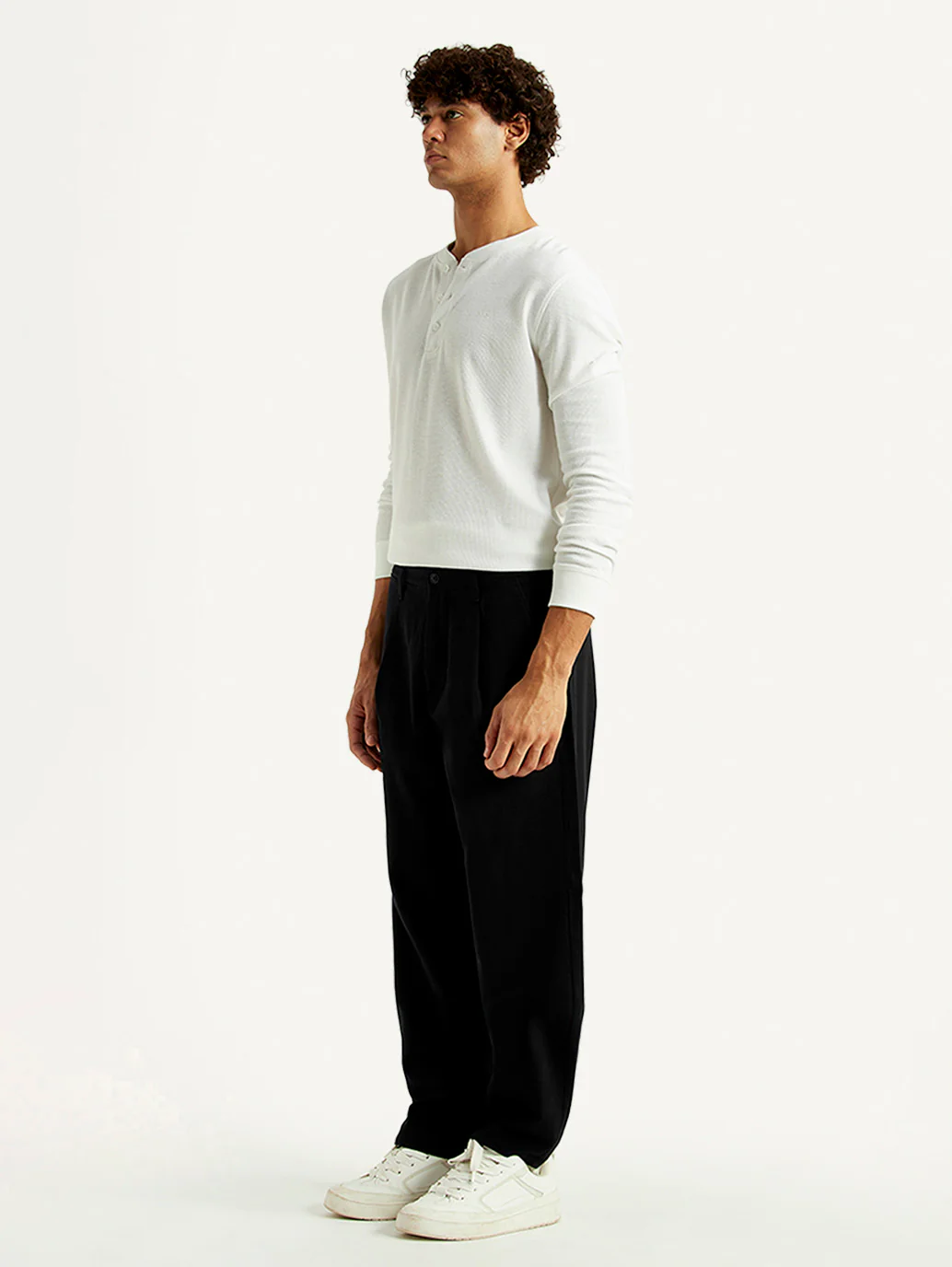 Men's 568 Black Loose Fit Mid Rise Chinos - Image 6