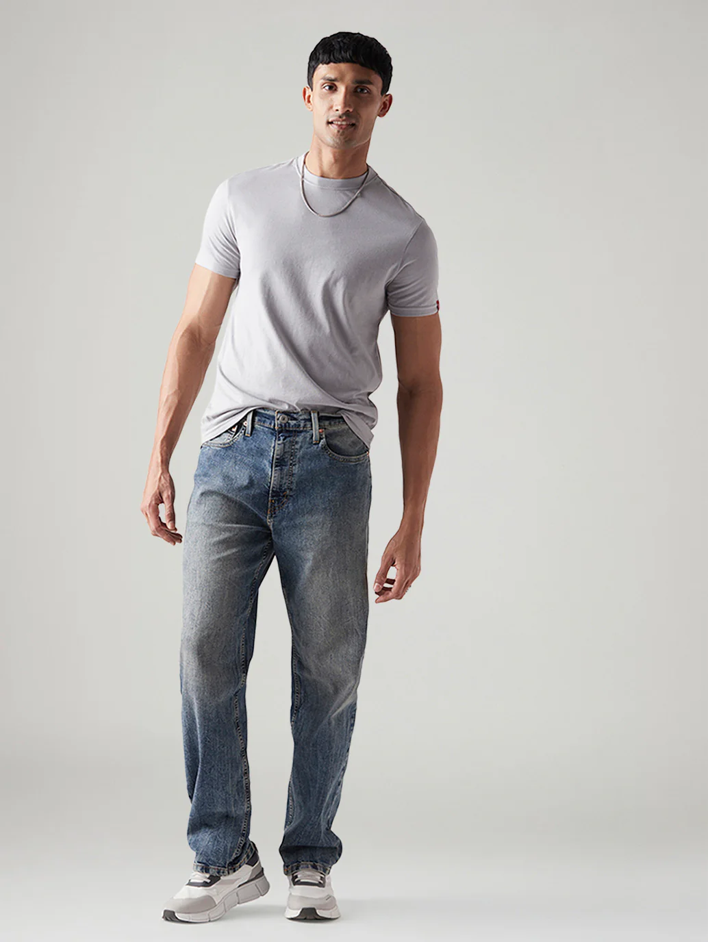 Men's 568 Blue Loose Fit Mid Rise Jeans
