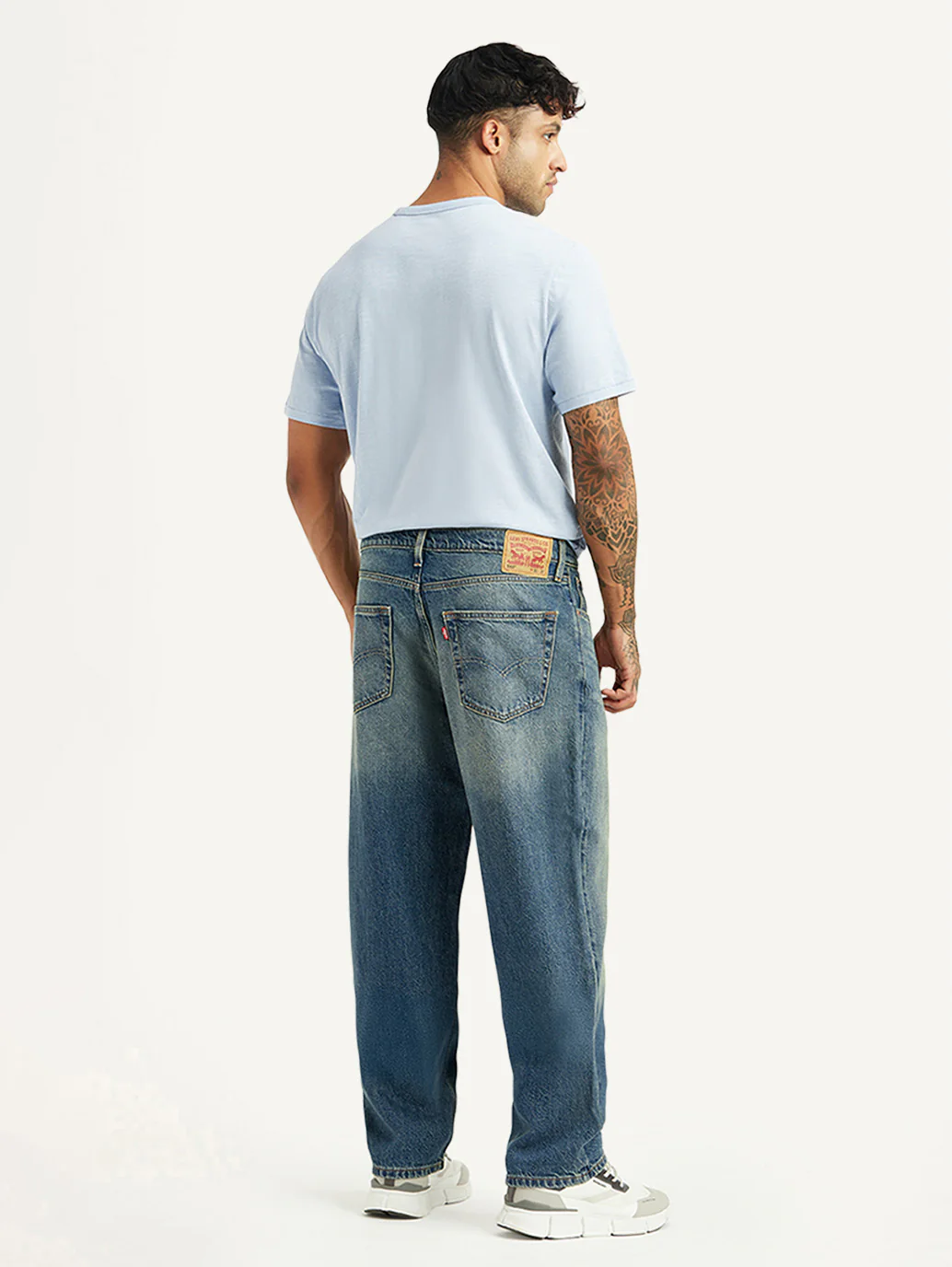 Men's Tinted 568 Blue Loose Fit Mid Rise Jeans - Image 3