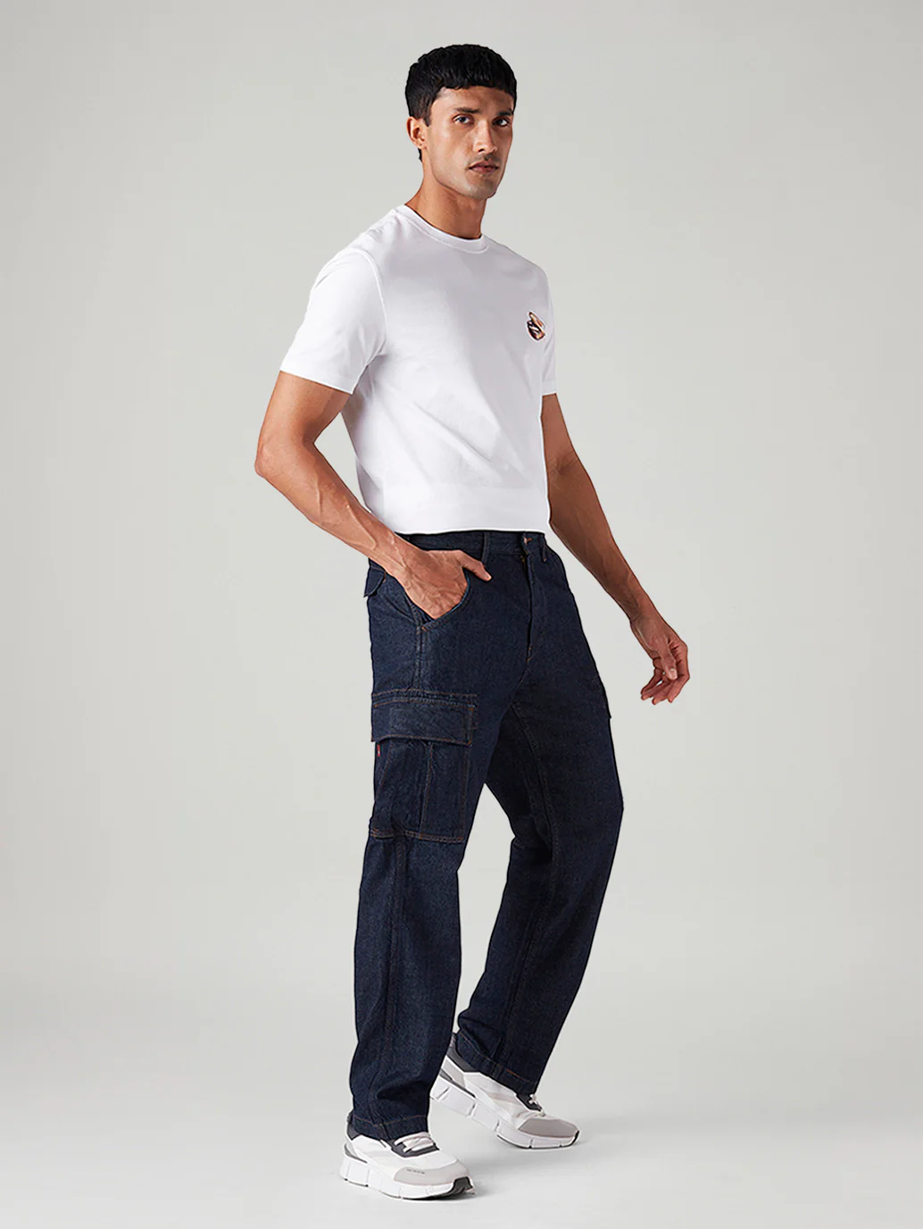 Men's 568 Dark Blue Loose Fit Mid Rise Cargos - Image 6