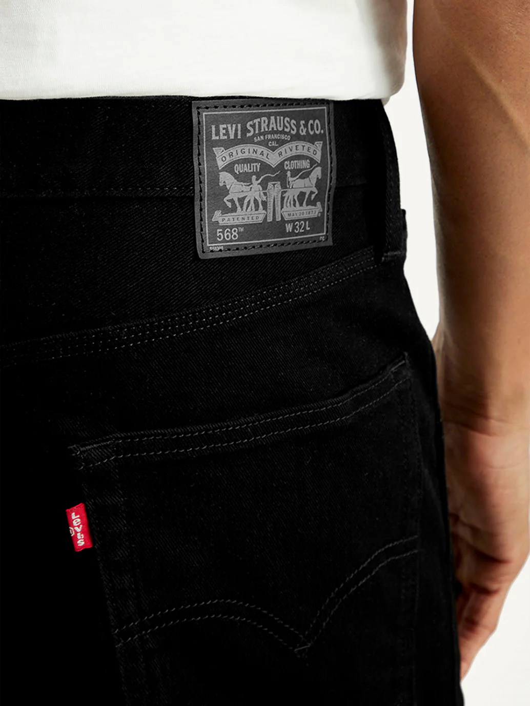 Men's 568 Loose Fit Denim Shorts - Image 5